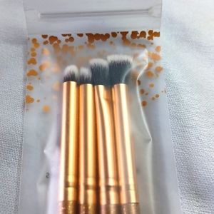 Luxie Luminous Eye Set in Glitter Gold